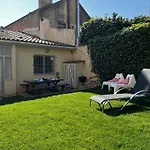 Cascais Center House With Garden